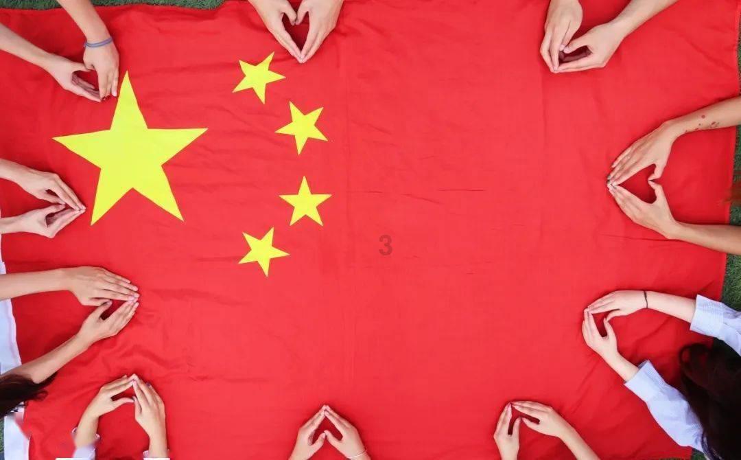 探索无限知识星球 | 为什么现在的年轻人开始羡慕父母那一代的生活?专家分享独家见解